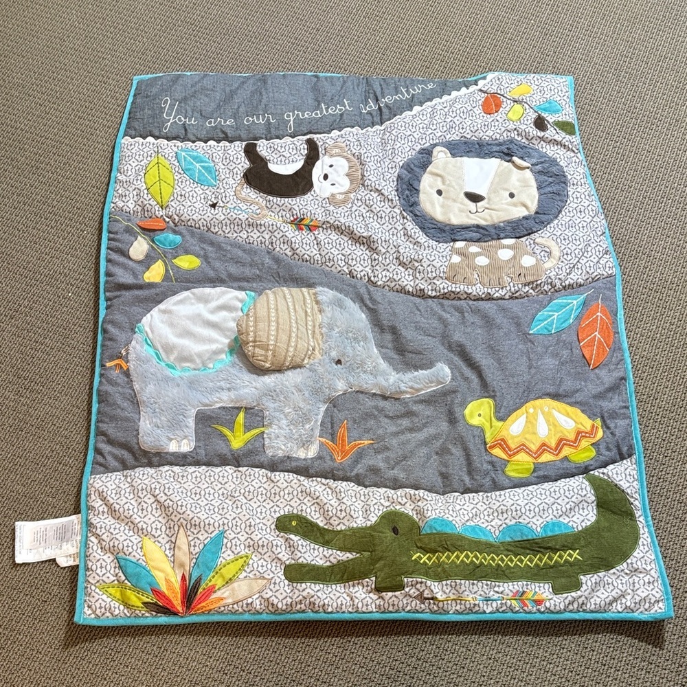 Levtex Colourful Animal Baby Quilt 44x35”